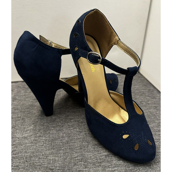 Modcloth T Strap Heels 9 Black Pump Refreshed Zest Retro Ankle Strap Cutout - Picture 1 of 8